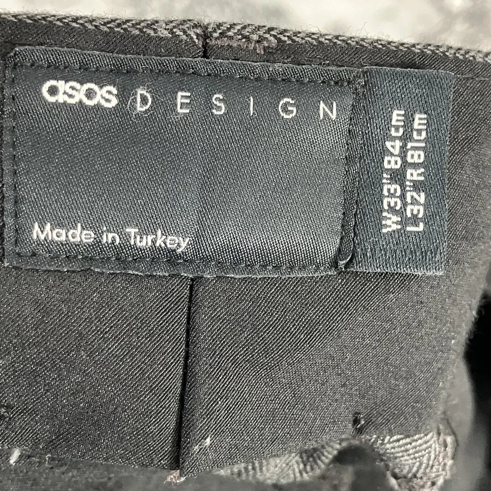 ASOS DESIGN Gray Windowpane Plaid Pleated Tapered Ankle Pants Womens Size 33